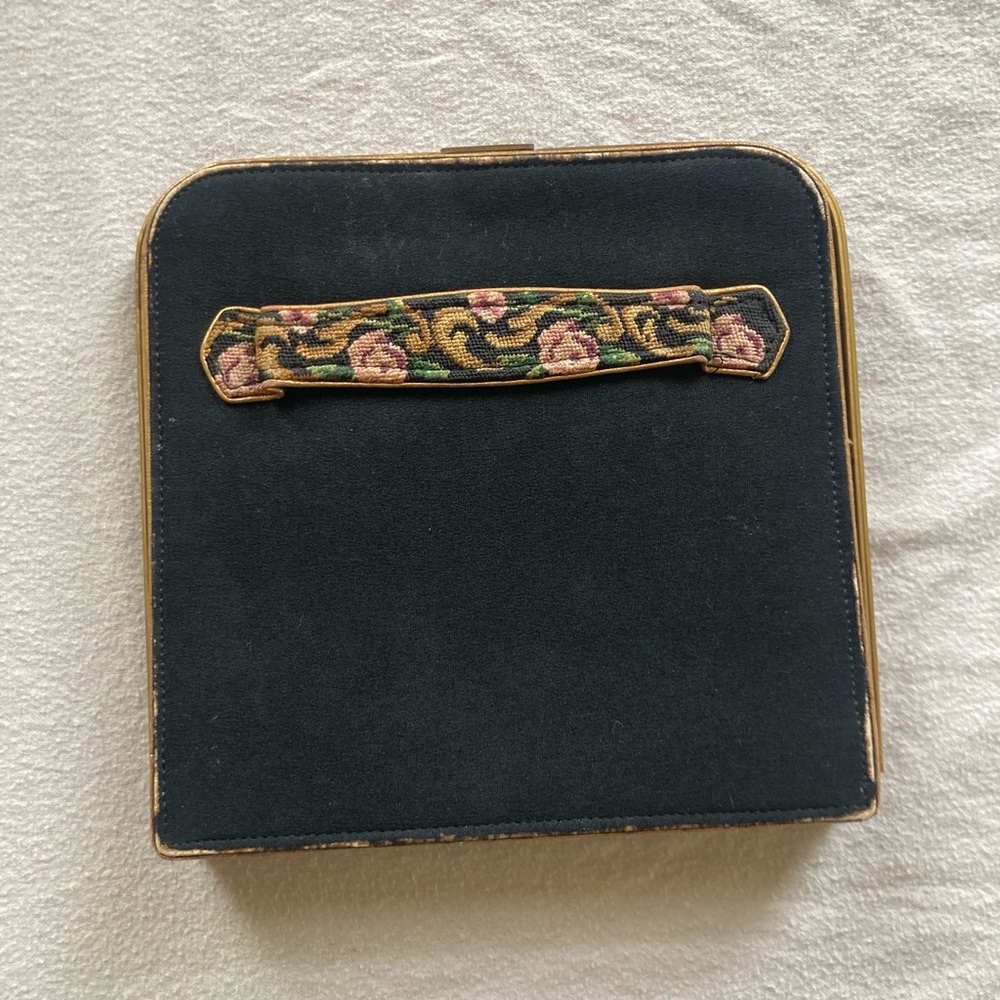 Vintage Floral Tapestry Clutch - Picture 11 of 13